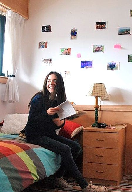 Habitación individual residencia universitaria en Lugo
